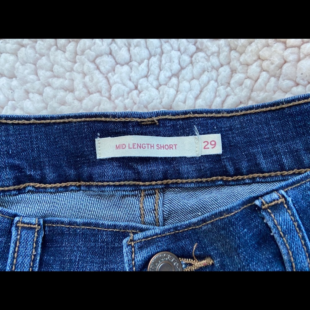 🦋LEVIS SHORTS🦋